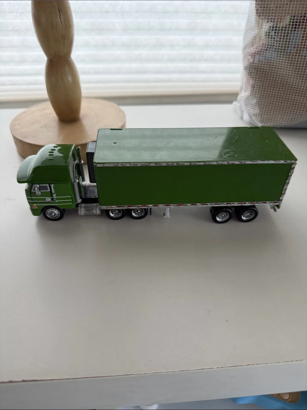 Die-Cast Cars Truck Gil Hauler